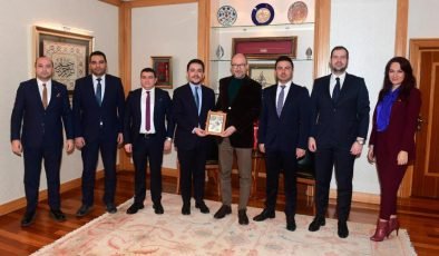 Eskişehir Genç Girişimciler Kurulu Başkanı Turan’dan Rektör Erdal’a ziyaret