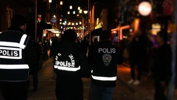 Eskişehir’de polis ekiplerinden ateşli silah ve bıçaklarla ilgili çalışma