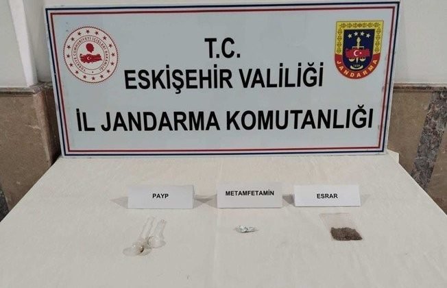 Eskişehir’de Jandarmadan uyuşturucu operasyonu