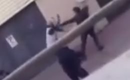 Eskişehir’de pazarcı esnafı ile vatandaş arasında çıkan kavgası kamerada