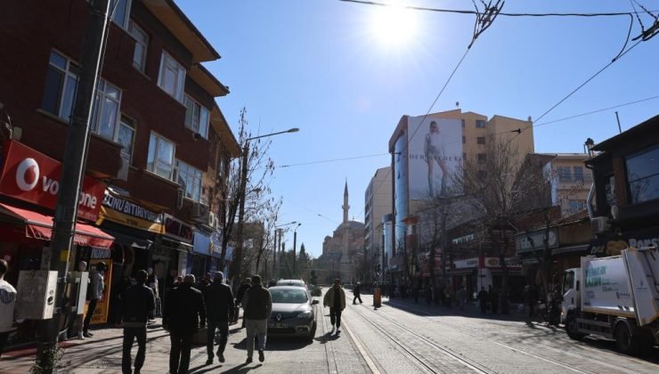Eskişehir’de kış ortasında yaz sıcaklığı