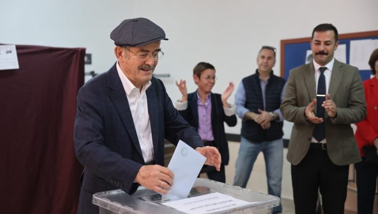 Yılmaz Büyükerşen oyunu kullandı