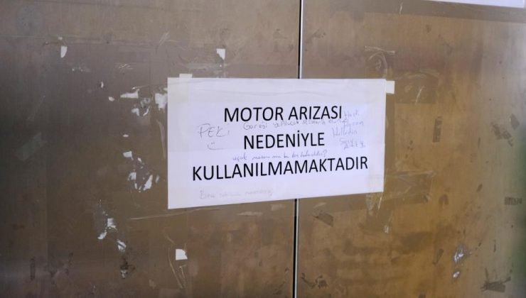 Eskişehir’de bozulan asansörün üzerindeki kağıtta geçen komik diyalog dikkat çekti