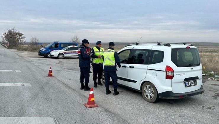Eskişehir’de trafik denetimlerinde 11 milyon 715 bin 603 TL ceza kesildi