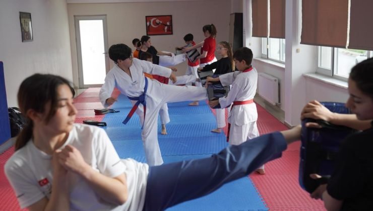 Eskişehir’de çocuklar kendilerini savunmayı öğreniyor
