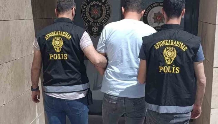 1 yıl 7 ay hapis cezası ile aranan şahsı polis yakaladı