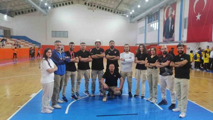 6 Kütahyalı hakem, Sakarya’da bocce, petank ve volo müsabakalarında görev aldı