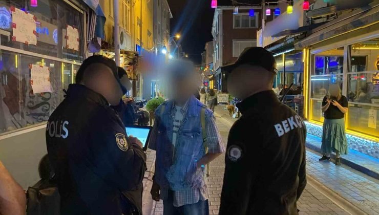 Alkollü eğlence mekanlarının çevresinde polis ekiplerince denetim yapıldı