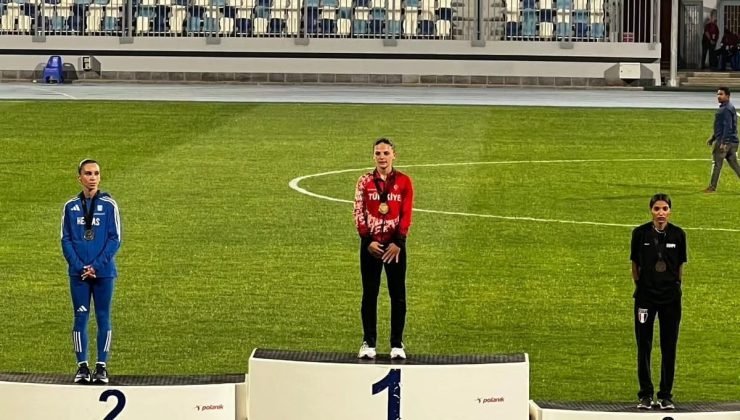 Bilecikli sporcudan, Mısır’da altın madalya