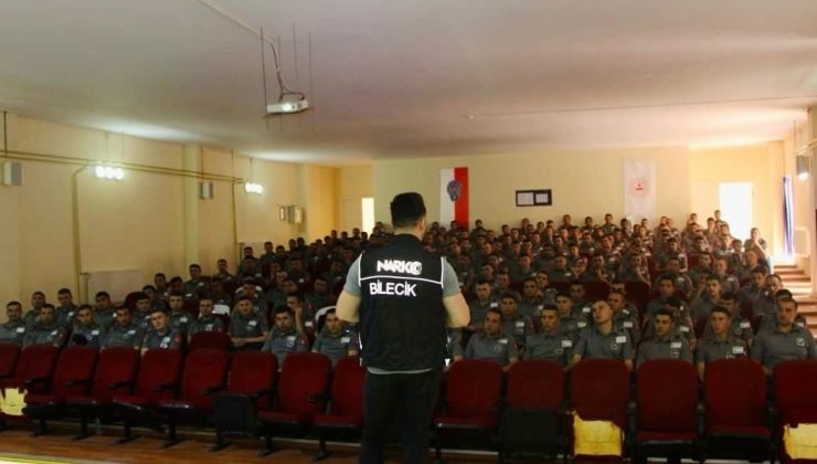 250 polis adayı uyuşturucuyla mücadelede bilgilendirildi