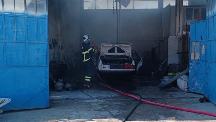 Bilecik’te tamire getirilen otomobilde yangın çıktı