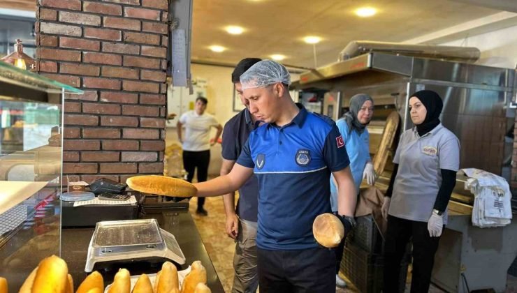 Bozüyük’te zabıta ekiplerinden ekmeklere gramaj kontrolü