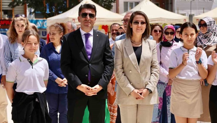 El emeği eserler bir kez daha gözler önüne serildi