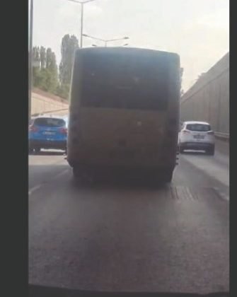 Görüşü engelleyecek şekilde duman çıkartan araca işlem yapıldı