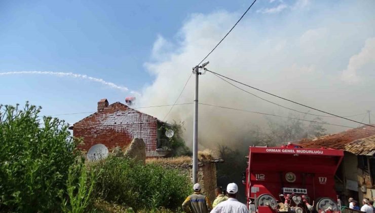 Hisarcık’ta oğlu maden kazasında ölen babanın evi alevlere teslim oldu