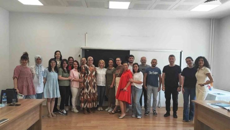 Kütahya’da öğretmenlere “Proje Döngüsü Yönetimi” konulu eğitim