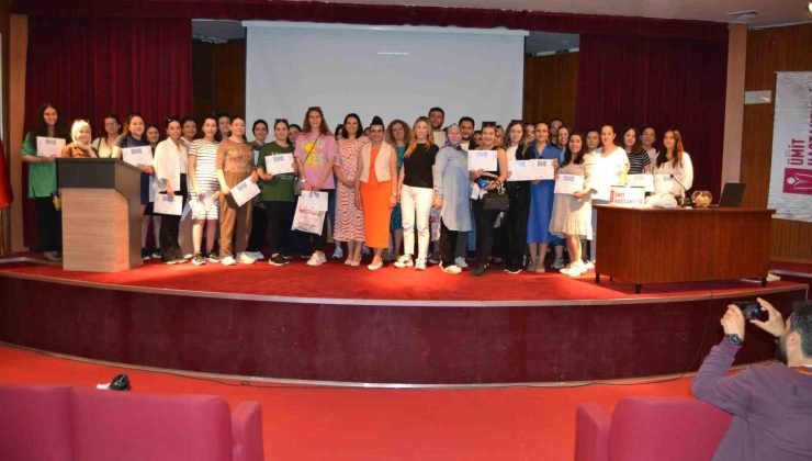 Özel Ümit Hastaneleri tarafından düzenlenen gebelik eğitimleri sürüyor