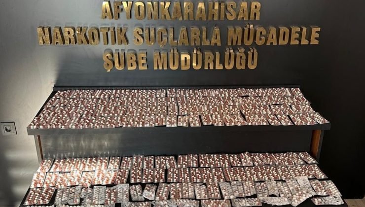 5 bin 599 adet uyuşturucu hapla yakalanan 2 kişi tutuklandı