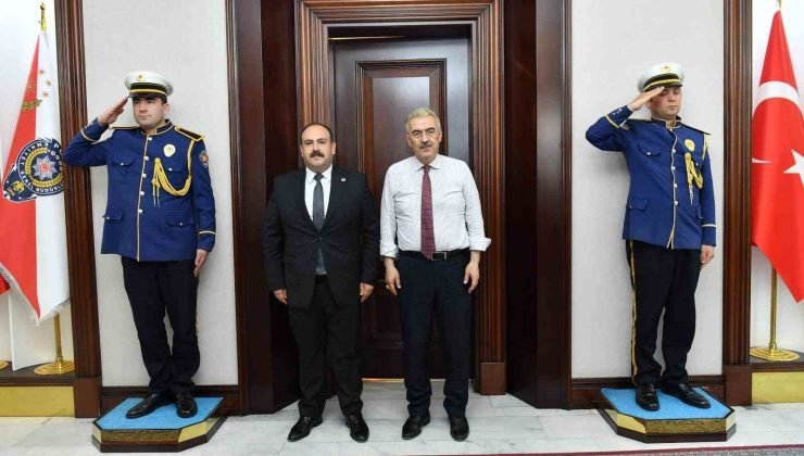 Başkan Hamamcı, Dönmez ve Gürcan ile istişarelerde bulundu