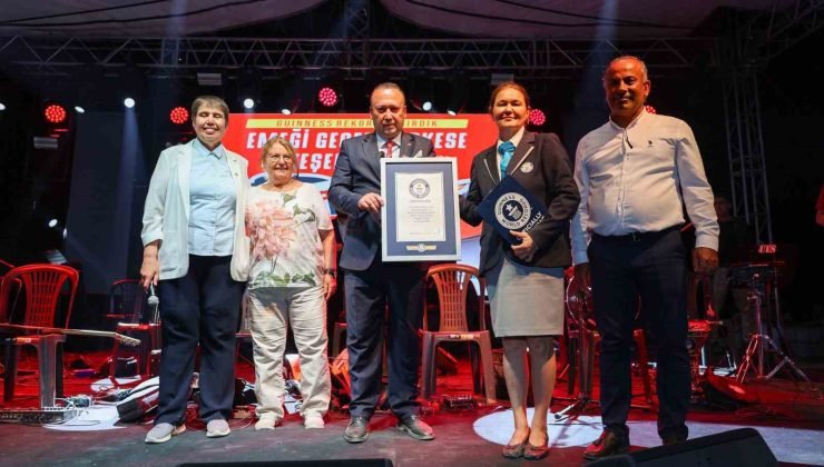 Dev kazanda pişen Uşak Tarhana Çorbası, Guinness Rekorlar Kitabına girdi