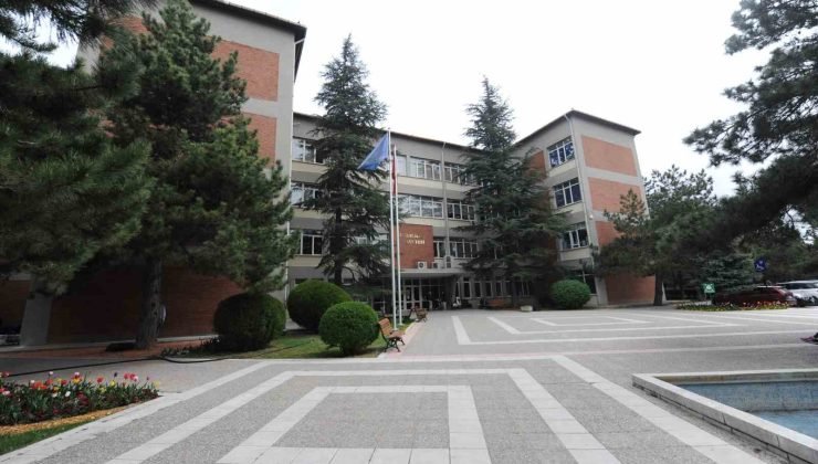 Geleceğin eczacılarının ilk tercihi Anadolu Üniversitesi