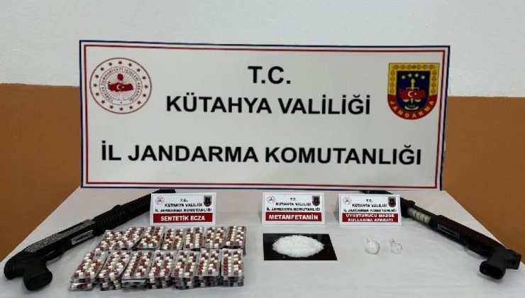 Kütahya’da apart otelde uyuşturucu ve silah ele geçirildi: 3 şüpheli tutuklandı