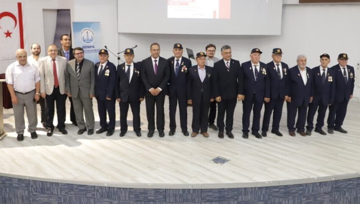 Kütahya’da ’Kıbrıs Barış Harekâtı’nın 50. Yılı Kutlama Programı ve Zafer’ konulu panel düzenlendi