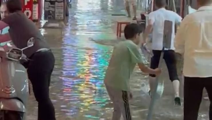 Kütahya’da sağanakta iş yerleri ve evler sular altında kaldı