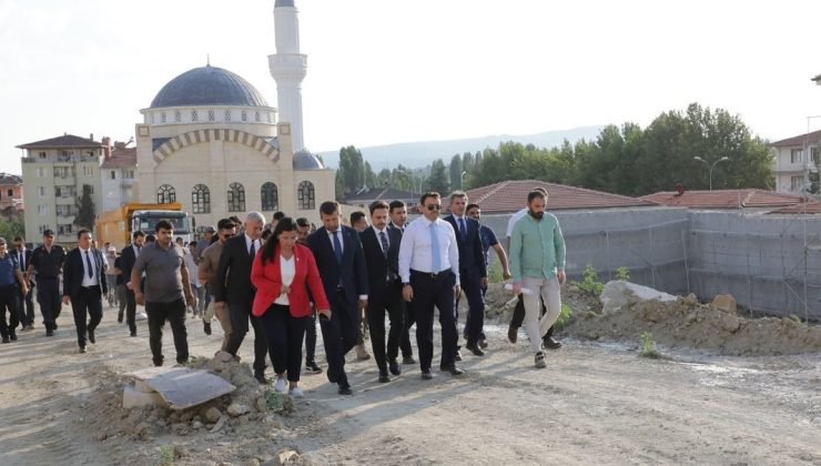 Pazarlar ilçesindeki TOKİ projesi yerinde inceledi