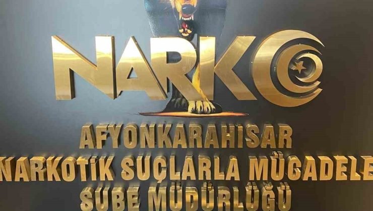 Uyuşturucu ile yakalanan 3 kişi gözaltına alındı