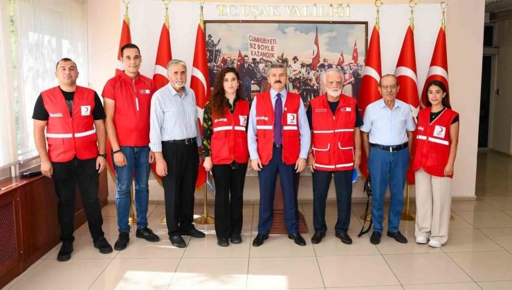 Vali Ergün, Kızılay heyetini kabul etti