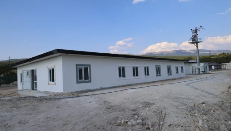 Vali Musa Işın hayvan barınağında incelemelerde bulundu