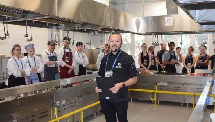 Anadolu Üniversitesi EMYO mezun istihdamında başı çekiyor