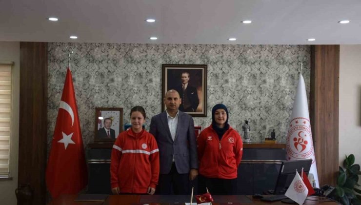 Bilecik’i temsil eden başarılı sporcuları ağırladı