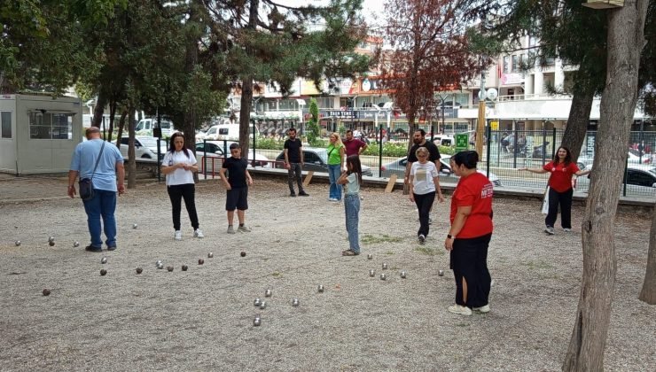 Bilecik’te 30 Ağustos Bocce ikili takım turnuvası düzenlendi