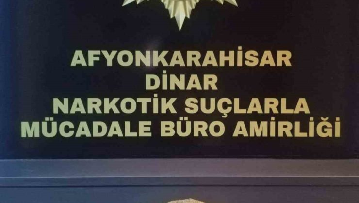 Bir kilogramın üzerinde uyuşturucu madde ile yakalandı