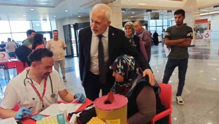 Eskişehir Şehir Hastanesi’nde kan bağışı kampanyası