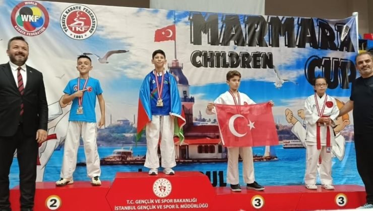 Eskişehirli gençler madalya ile döndü