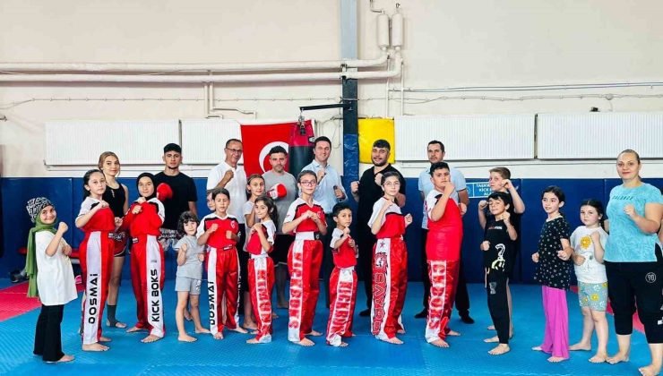 Gökler Beldesine yapılacak spor yatırımları görüşüldü