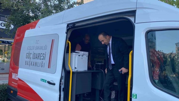 İl Emniyet Müdüründen Mobil Göç Noktası aracına ziyaret