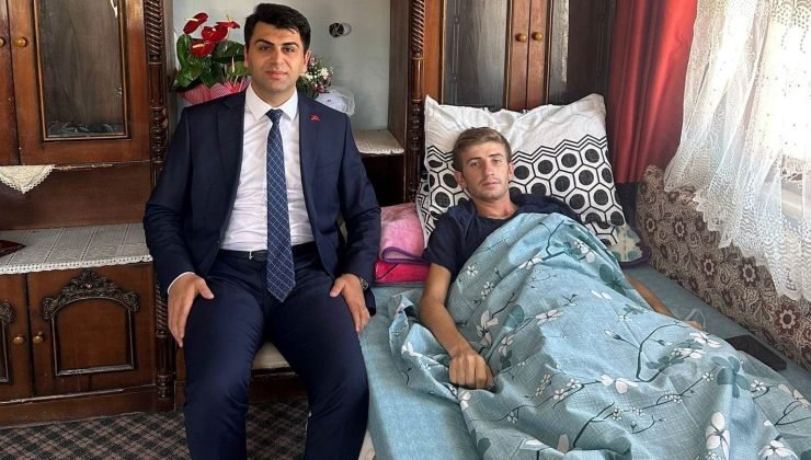 Kaymakam Bahar’dan Pençe Kilit Harekatında yaralanan askere “geçmiş olsun” ziyareti