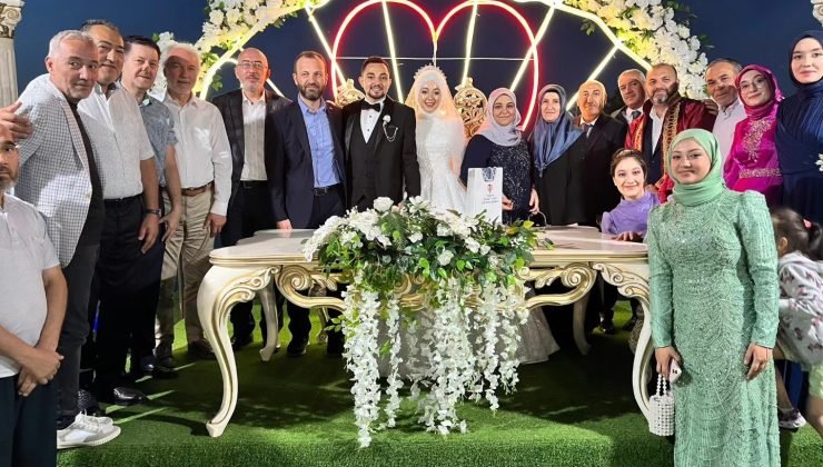 Kütahya’da Efe ve Yılmaz ailelerinin mutlu günü