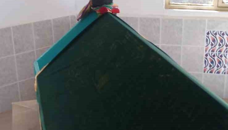 Sır Hoca Efendi türbesine bakım ve tadilat