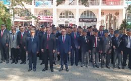 Şuhut’ta 30 Ağustos Zafer Bayramı kutlamaları çelenk sunumu ile başladı