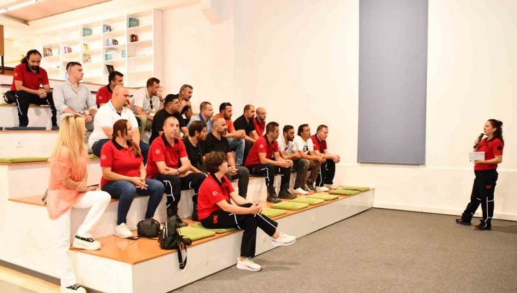 TAK ekibine yeni gönüllüler katılıyor