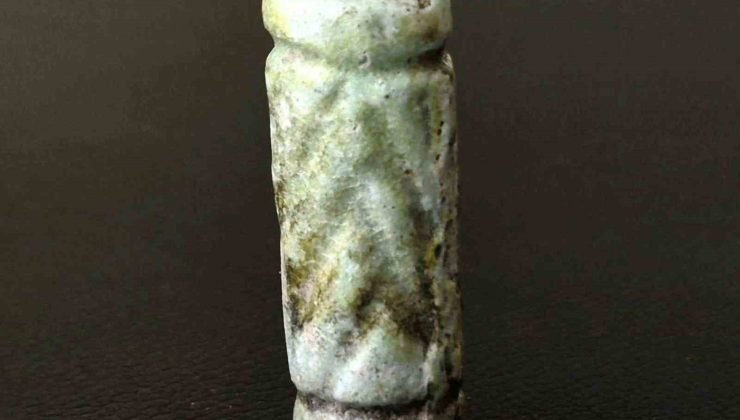 Tavşanlı Höyük’te 3 bin 750 yıllık silindir mühür gün yüzüne çıktı