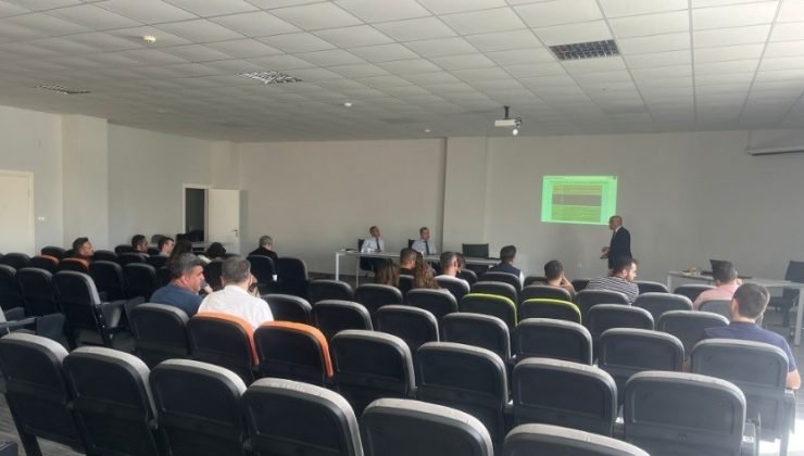 Tavşanlı OSB’deki ’Sanayi Paneli’nde verimlilik konuşuldu