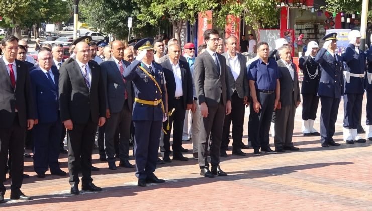 Tavşanlı’da Zafer Bayramı coşkusu