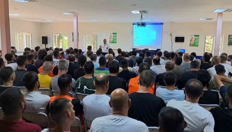 Yeşilay tarafından ‘Madde Bağımlılığı’ konferansı verildi