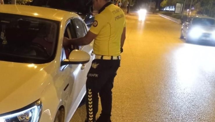 Bilecik’te trafik kurallarını ihlal eden sürücülere 324 bin 405 TL ceza